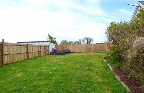 Llanybri Cottage | The Den