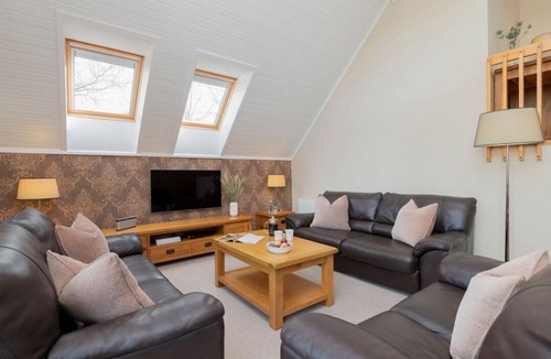 Slaley Cabin | The Derwent (Pet), Hexham