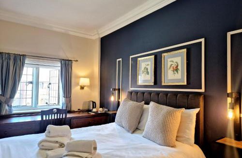 Hindhead Hotel | The Devil's Punchbowl Hotel