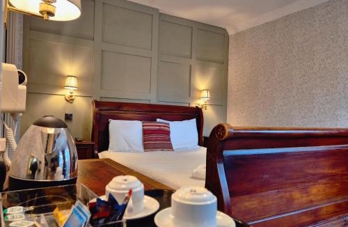 Hindhead Hotel | The Devil's Punchbowl Hotel