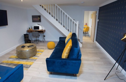 Broadheath House | The Devoke. Stylish 3 bed boutique property.