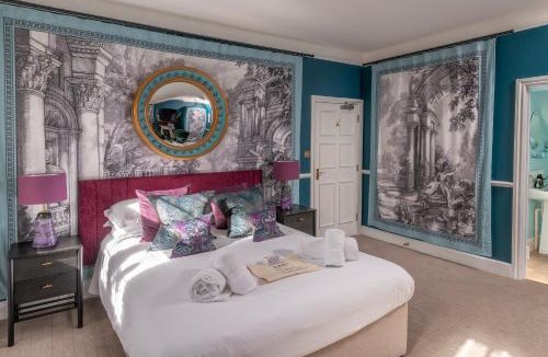 Bourton-on-the-Water Hotel | The Dial House