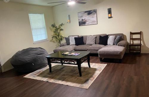 Mc Caskill House | The Diamond Escape , Home in murfreesboro