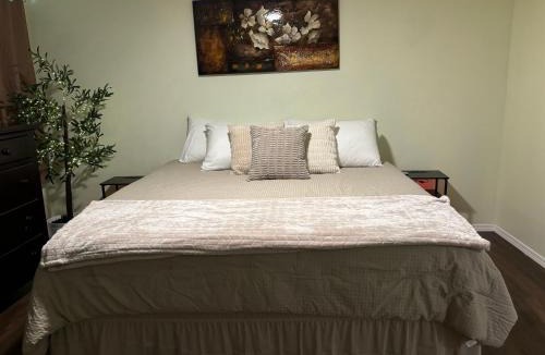 Mc Caskill House | The Diamond Escape , Home in murfreesboro