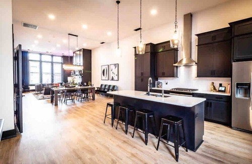 Paducah Villa | The Dim Light: Downtown Paducah