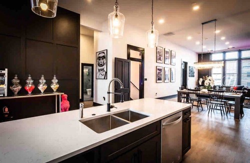 Paducah Villa | The Dim Light: Downtown Paducah