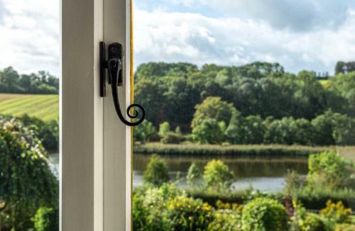 Chelmarsh Bed & Breakfast | The Dinney B&B