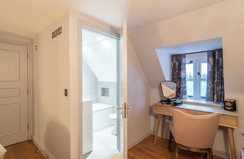 Hartwell Hotel | The Dinton Hermit