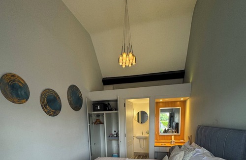 Hartwell Hotel | The Dinton Hermit