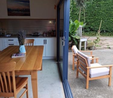 Normanby House | The Distillery- Lavender Farm Studio apartment