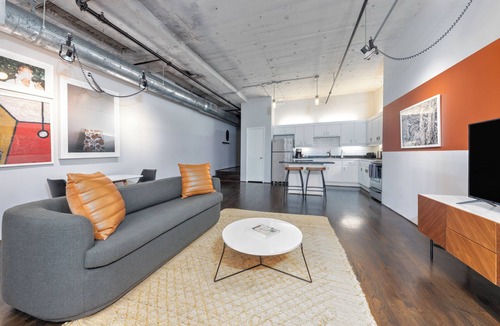 Theater District Apartment | The District at Hogg Palace, A Wyndham Hotel