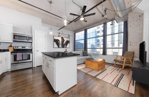 Theater District Apartment | The District at Hogg Palace, A Wyndham Hotel