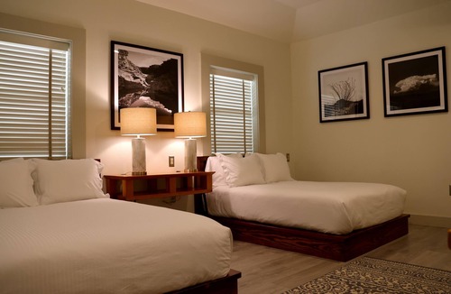 Brenham Hotel | The Dixie Motel Brenham