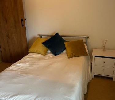 Angelbank House | The Dizzy Duck Stable Barn