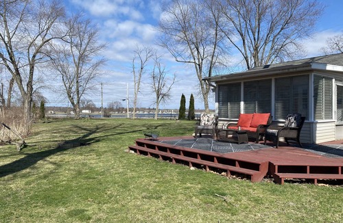 La Porte House | The Dock House on Pine Lake