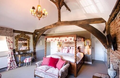 Wingham House | The Dog at Wingham