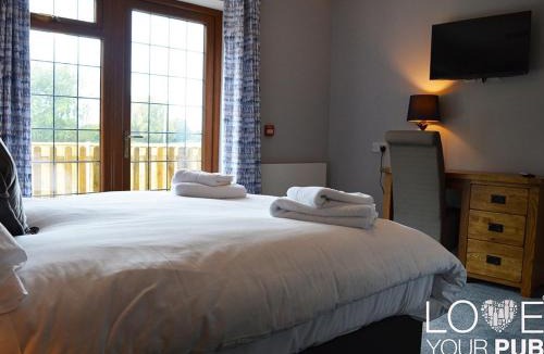 Braishfield Hotel | The Dog & Crook