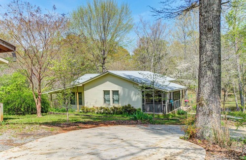 Fackler House | The Dogwood Cottage on Lake Guntersville