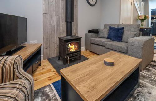 Cayton Bay House | The Dollhouse