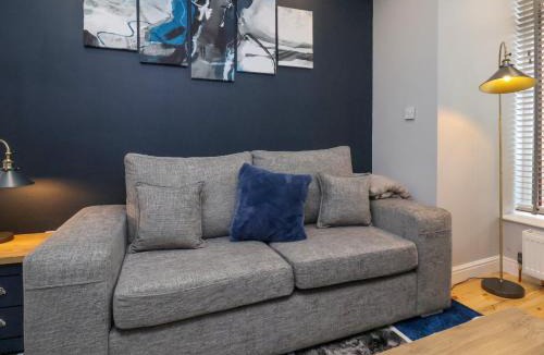 Cayton Bay House | The Dollhouse