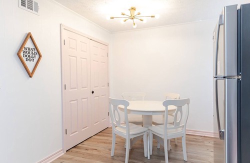 Covington House | The Dolly- 1/2 mi from Covington Square