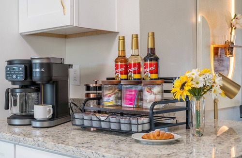 Tampa Shores House | The Don | Fully Loaded Waterfront Wellness