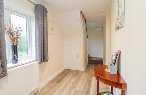 Alweston House | The Donkey Shed