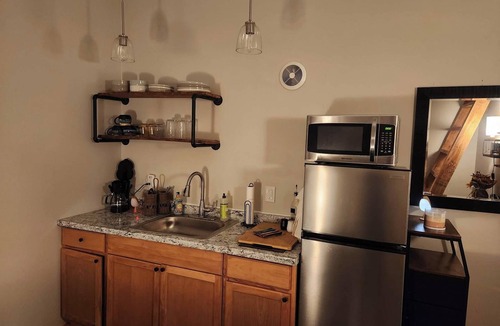 Winnsboro Apartment | The Doohickey Hideaway - Call it whatever - but you’ll call it home!