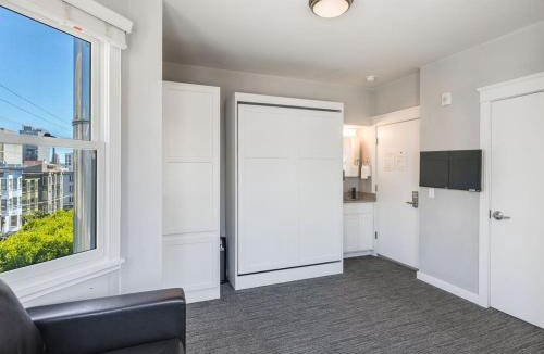 Nob Hill Apartment | The Dorel SF