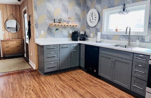 Hamburg House | The Dorothy Flat @ Footprint Farms