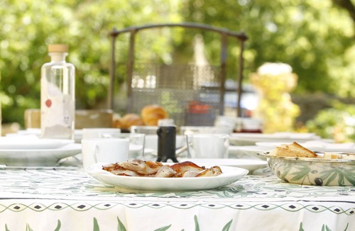 Laval Bed & Breakfast | The Dovecote