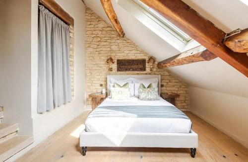 Brimpsfield House | The Dovetail - Cotswolds Living