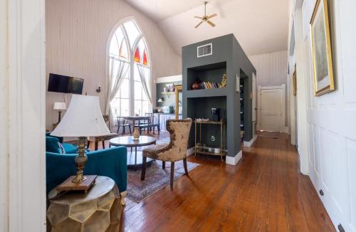 Heritage House | The Downtown Abbey