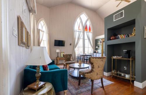 Heritage House | The Downtown Abbey