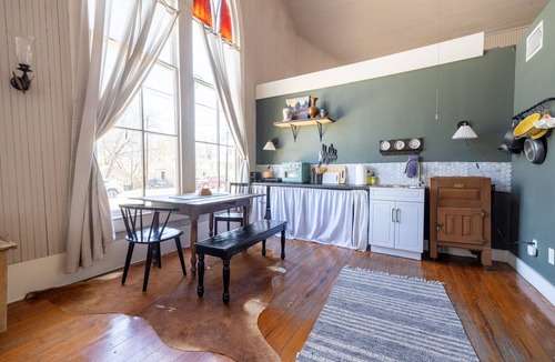 Heritage House | The Downtown Abbey