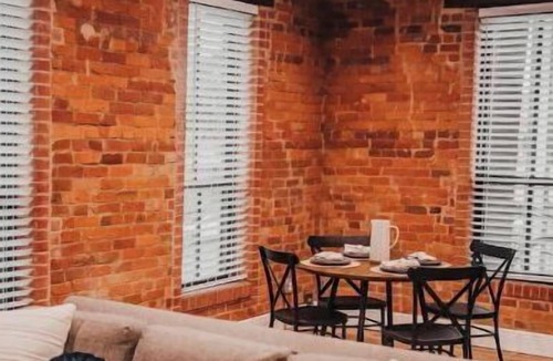 Ennis Apartment | The Downtown Ennis Loft