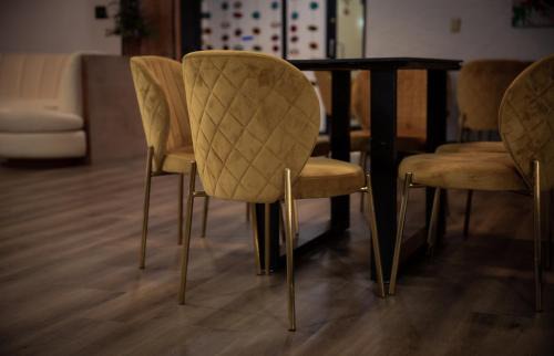 Cheyenne Apartment | The Downtowner Studios
