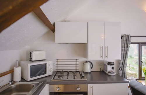 Kingswear Cottage | The Dray - countryside cottage sleeping 2-4