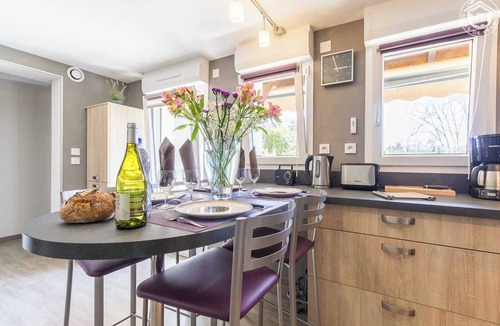 Viviers-du-Lac House | THE DREAM, BETWEEN LAKE AND MOUNTAIN