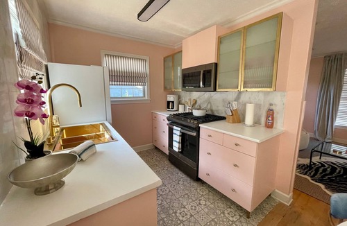 Sherman House | The Dreamhouse: Charming 2-story, 1-bedroom house in tranquil Sherman