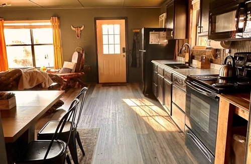 Imboden Cabin | The Driftwood - Hot-Tub + Secluded + Riverfront