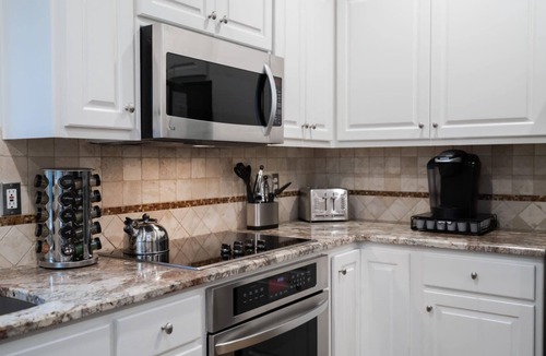 Horseshoe Bay West House | The Driftwood Retreat | Concierge Services