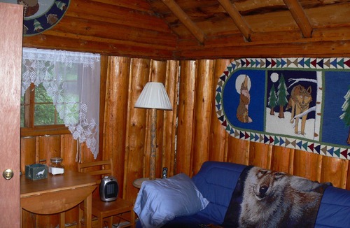 Cooke City-Silver Gate Cabin | The Druid's Cabin - A Wolf Crossing Cabin next to Yellowstone