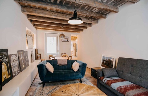 Decre-Cathedrale Apartment | The Duché - Superb historic city center apartment