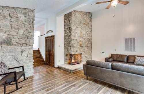 Sugar Tree House | 'The Duck Farm' Sugar Tree Hideaway w/Yard!