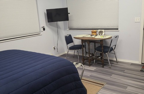 Glenns Ferry Apartment | The Duck Shack