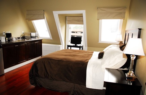 Downtown St. John's Hotel | The Duckworth