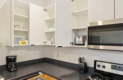 East Market District Condo | The Duet - Sleeps 8/Stay NULU Marketplace
