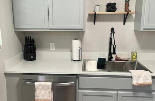 Stillwater House | The Dugout! Close to Oklahoma State Univ. Modern 4 bedrm, 2 bath home!