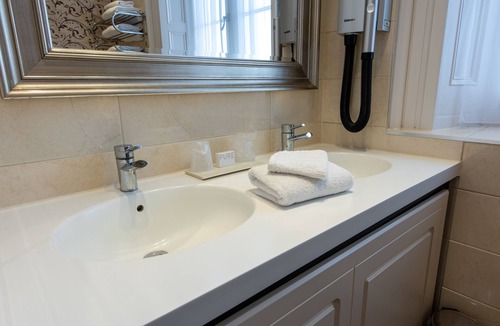 King's Lynn Hotel | The Dukes Head Hotel